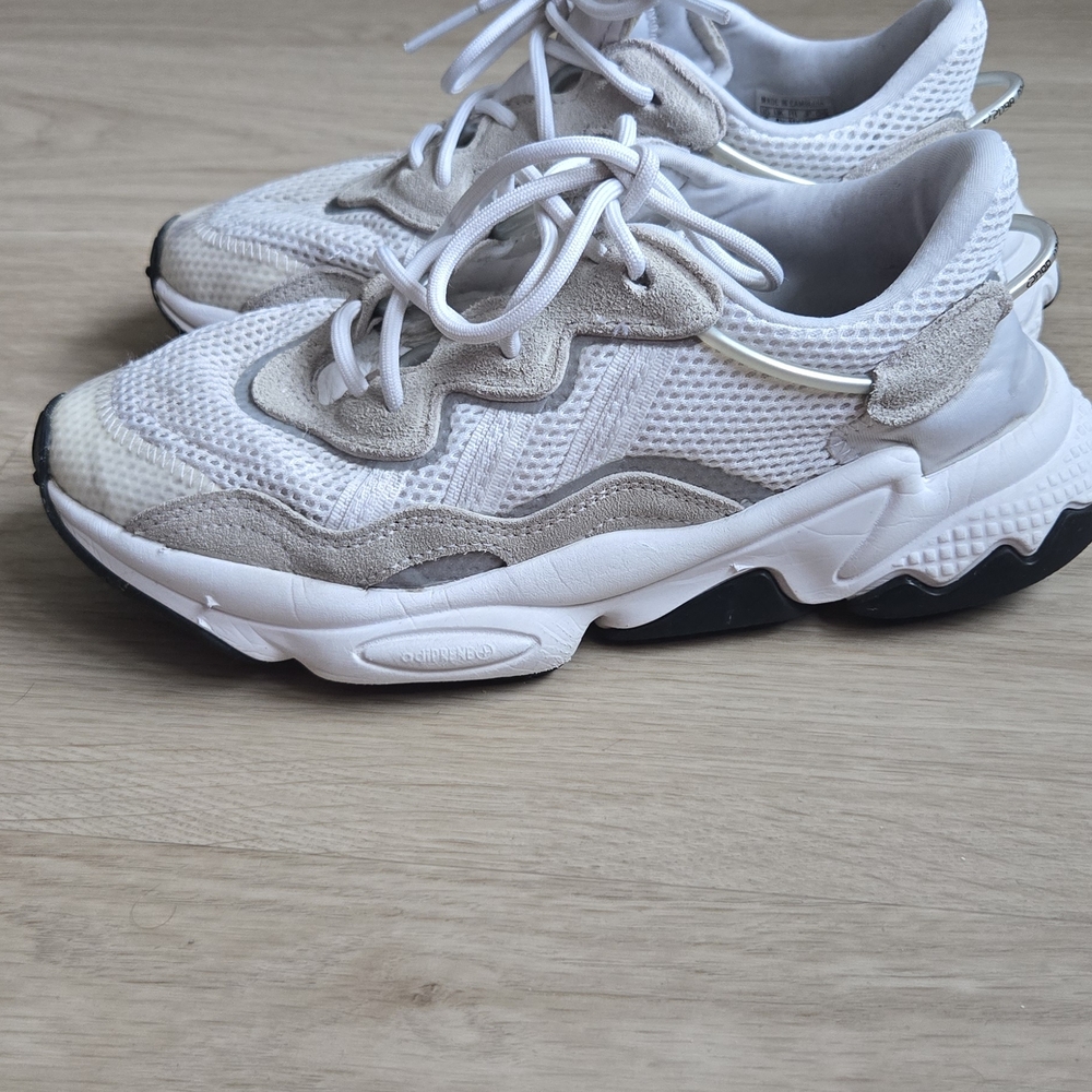 adidas Women's White and Cream Sneakers